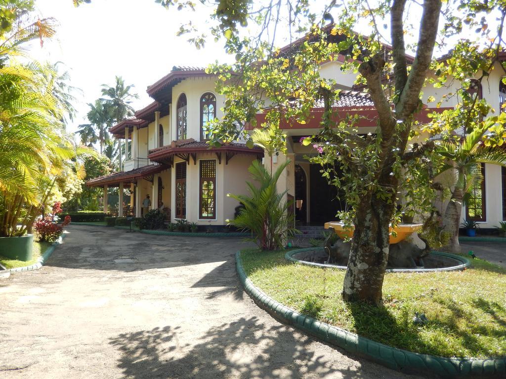 Villa Ranmenika Ahungalla Exterior photo
