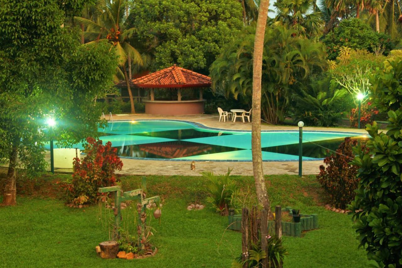 Villa Ranmenika Ahungalla Exterior photo